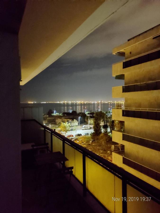 Promenade Apartment With Sea View Thessaloníki Luaran gambar